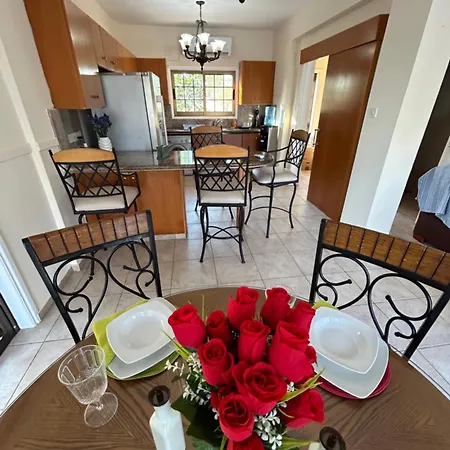 Marina Luxury - Diamond