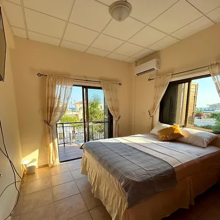 Marina Luxury - Diamond Ayia Napa